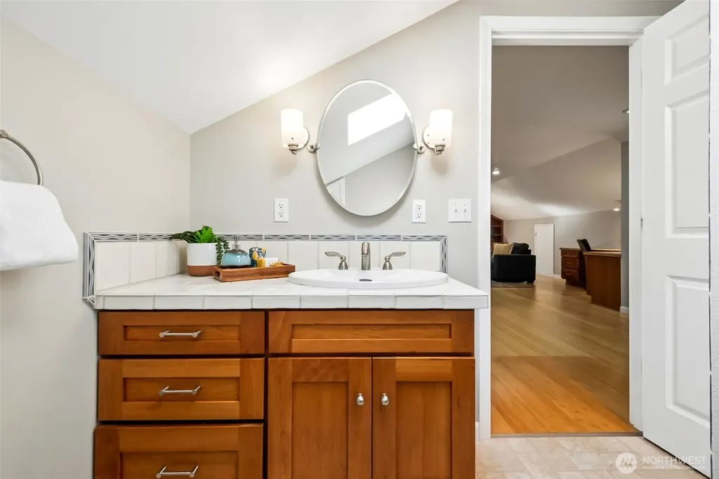 25845 SE 152 Street Issaquah WA 98027