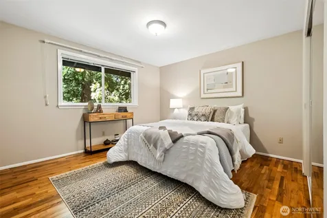 25845 SE 152 Street Issaquah WA 98027
