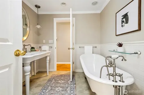 25845 SE 152 Street Issaquah WA 98027