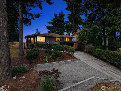 28433 Old Military Road S Federal Way WA 98003