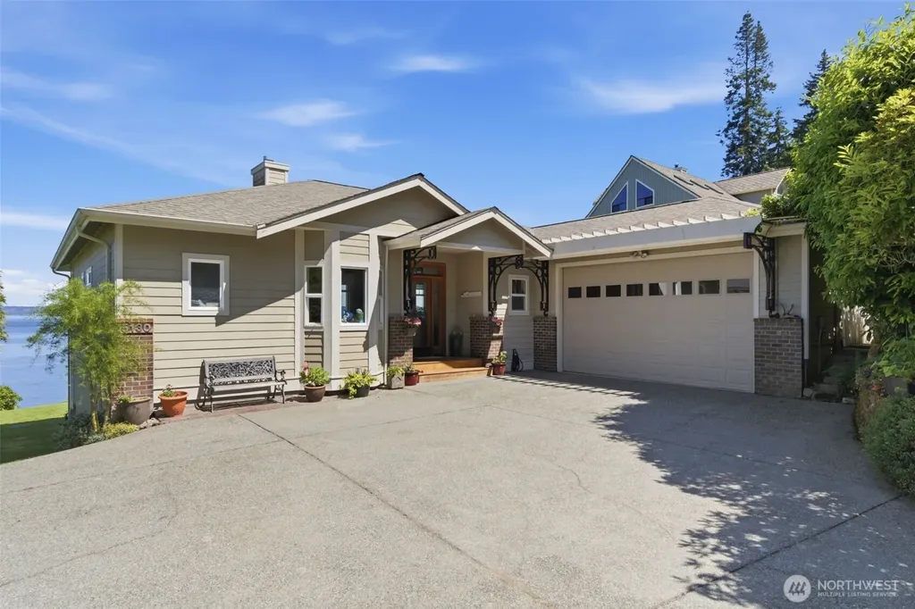 25130 South Kingston Road NE Kingston WA 98346