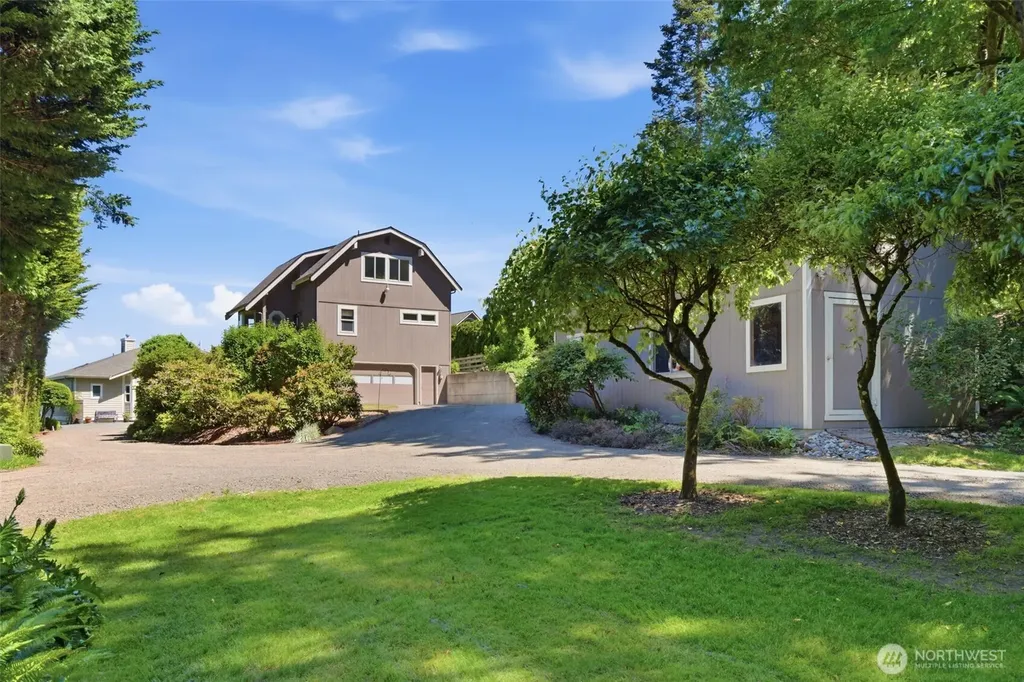 25130 South Kingston Road NE Kingston WA 98346