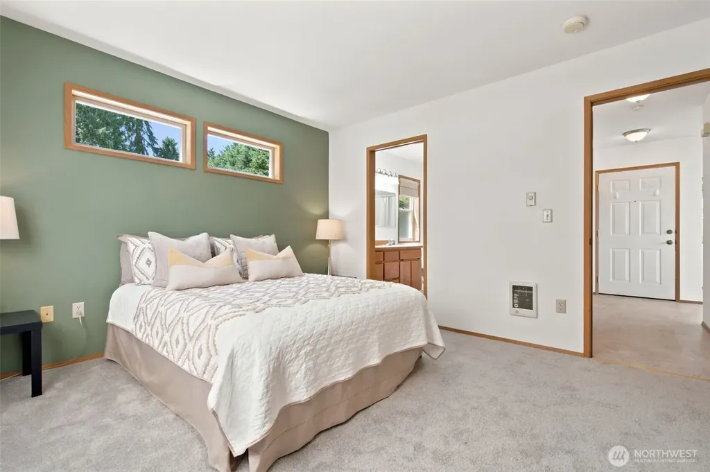 25130 South Kingston Road NE Kingston WA 98346