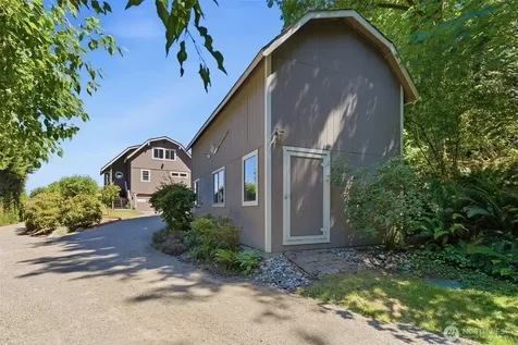 25130 South Kingston Road NE Kingston WA 98346