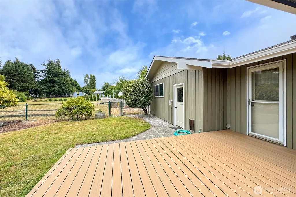 860 Thornton Drive Sequim WA 98382