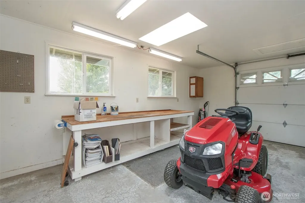 860 Thornton Drive Sequim WA 98382