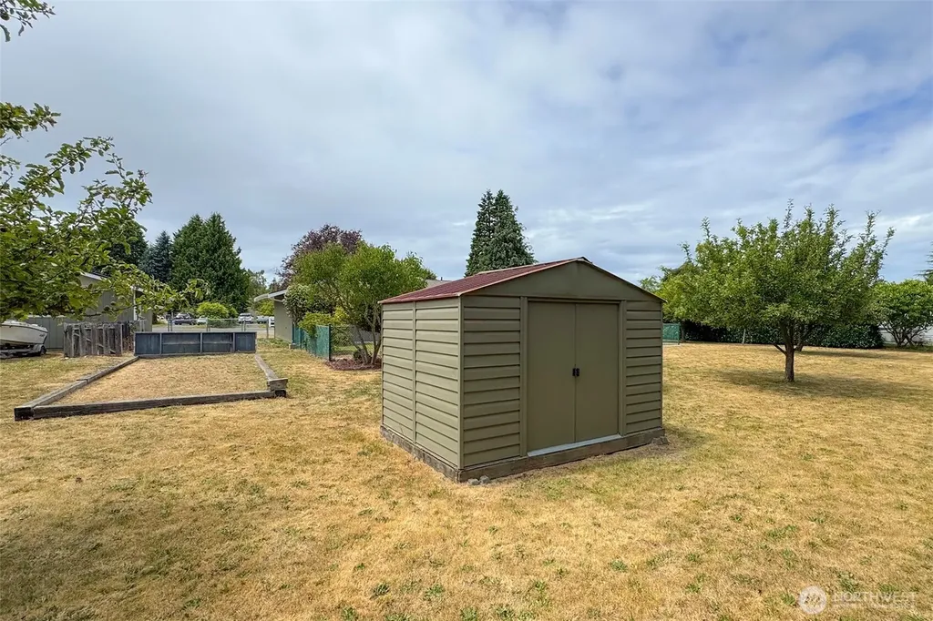 860 Thornton Drive Sequim WA 98382