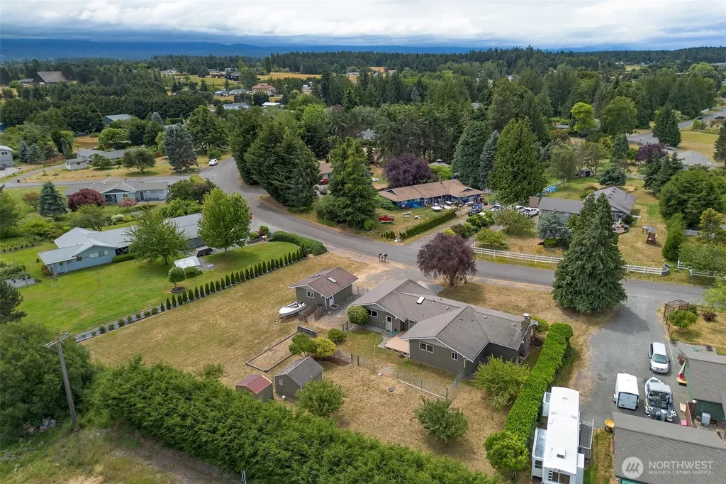 860 Thornton Drive Sequim WA 98382