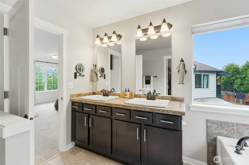 844 Panorama Ridge Mount Vernon WA 98273