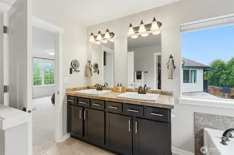 844 Panorama Ridge Mount Vernon WA 98273