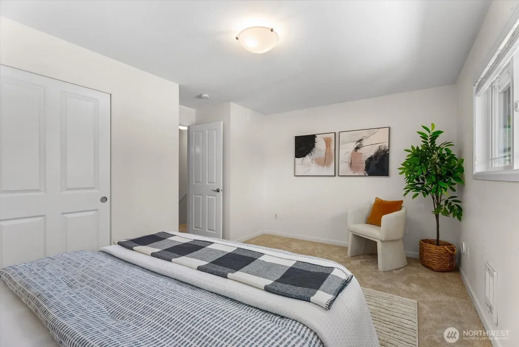 513 142nd Avenue SE Bellevue WA 98007