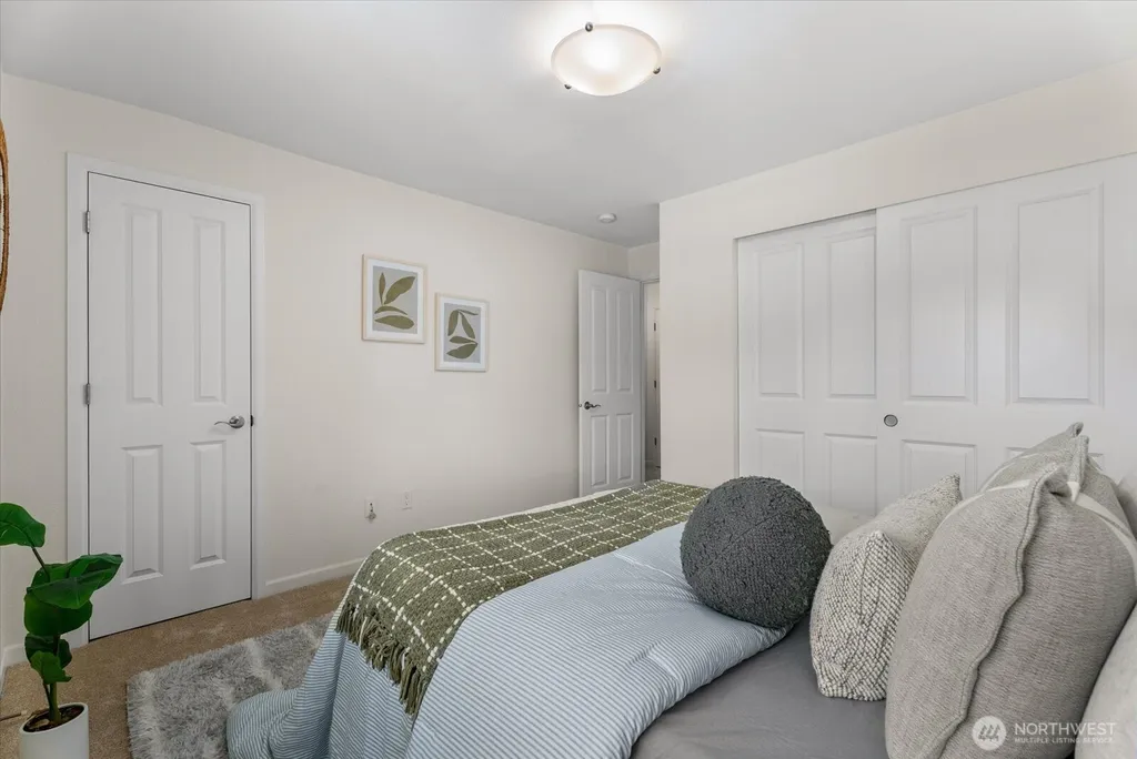 513 142nd Avenue SE Bellevue WA 98007