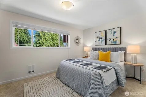 513 142nd Avenue SE Bellevue WA 98007