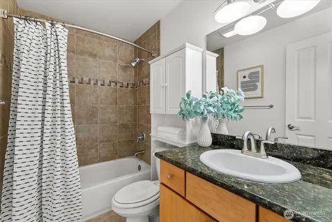 513 142nd Avenue SE Bellevue WA 98007