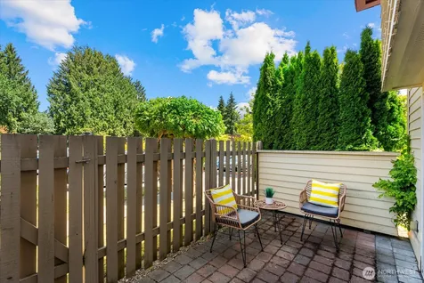 513 142nd Avenue SE Bellevue WA 98007