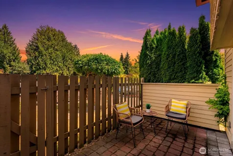 513 142nd Avenue SE Bellevue WA 98007