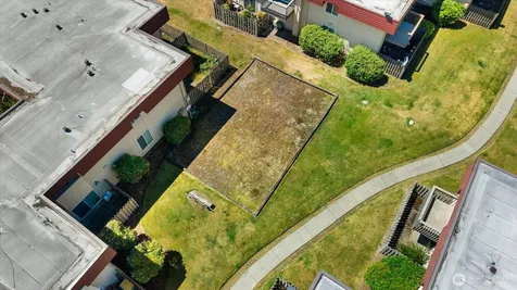 513 142nd Avenue SE Bellevue WA 98007