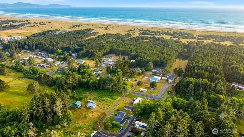 10516 Pacific Way Long Beach WA 98631