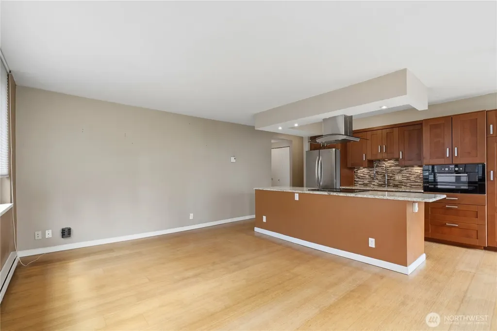 2100 3rd Avenue Seattle WA 98121