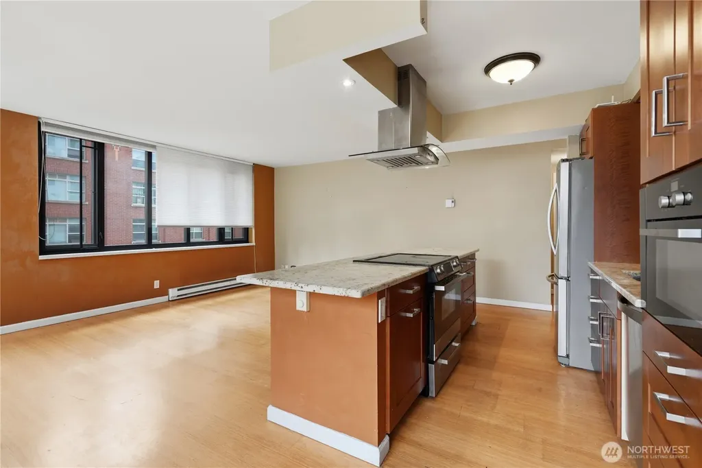 2100 3rd Avenue Seattle WA 98121
