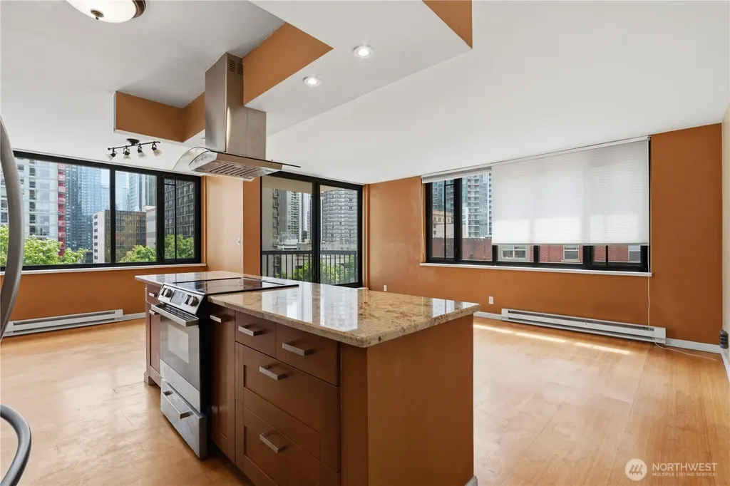2100 3rd Avenue Seattle WA 98121