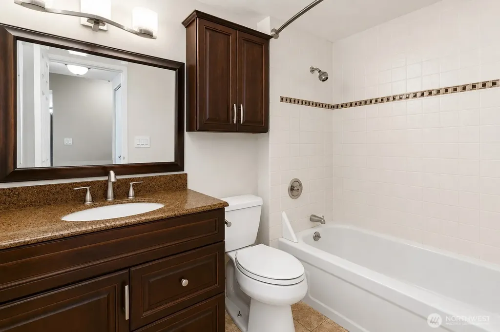 2100 3rd Avenue Seattle WA 98121