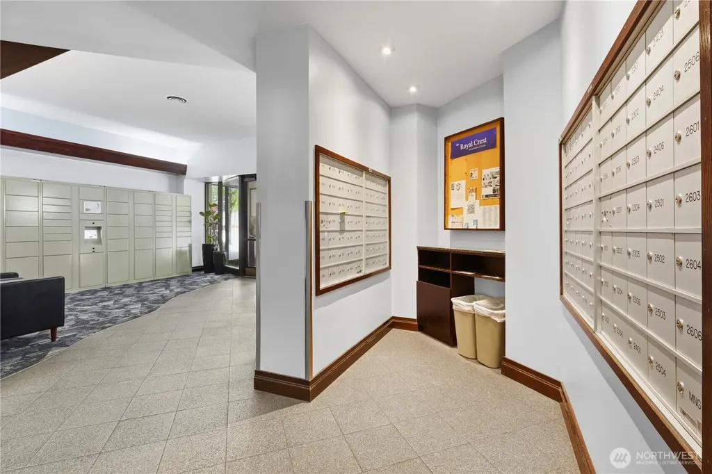 2100 3rd Avenue Seattle WA 98121