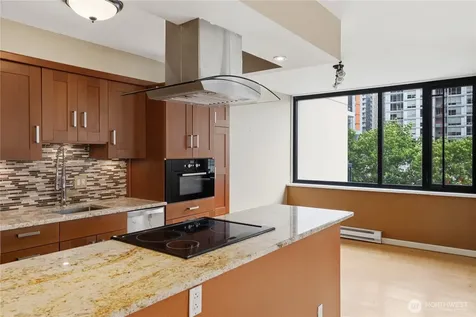 2100 3rd Avenue Seattle WA 98121