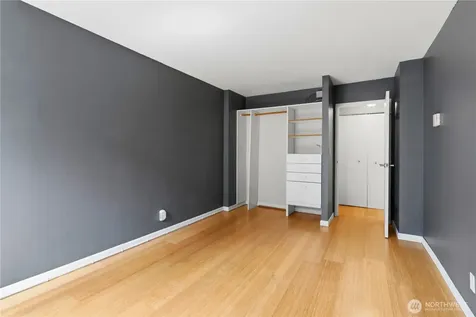 2100 3rd Avenue Seattle WA 98121