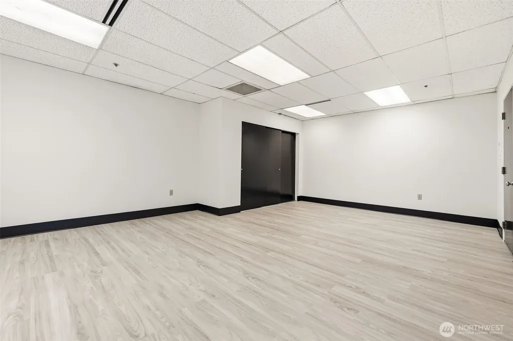 8745 Greenwood Avenue N Seattle WA 98103