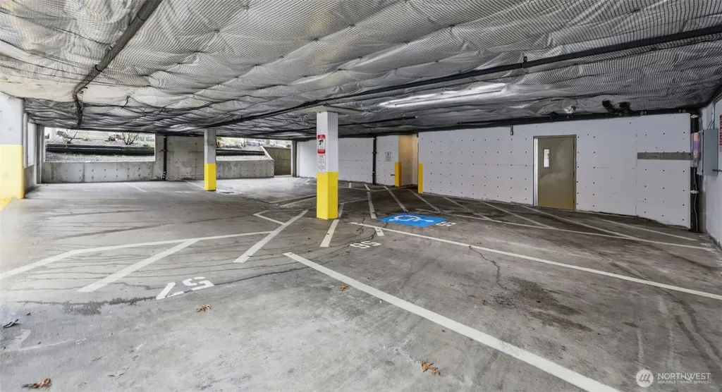 8745 Greenwood Avenue N Seattle WA 98103