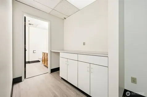 8745 Greenwood Avenue N Seattle WA 98103