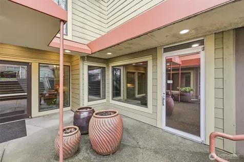 8745 Greenwood Avenue N Seattle WA 98103