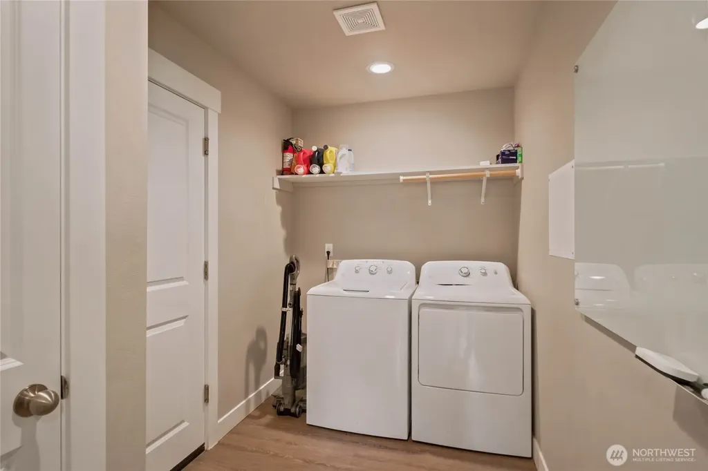 2425 SE 3rd Street East Wenatchee WA 98802