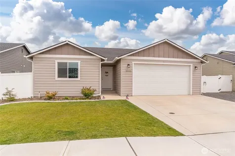 2425 SE 3rd Street East Wenatchee WA 98802