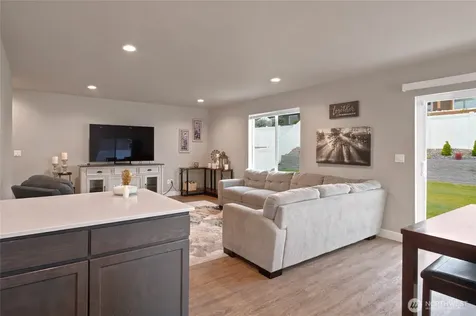 2425 SE 3rd Street East Wenatchee WA 98802