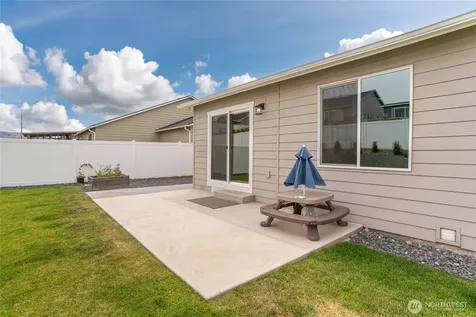 2425 SE 3rd Street East Wenatchee WA 98802