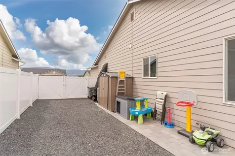 2425 SE 3rd Street East Wenatchee WA 98802