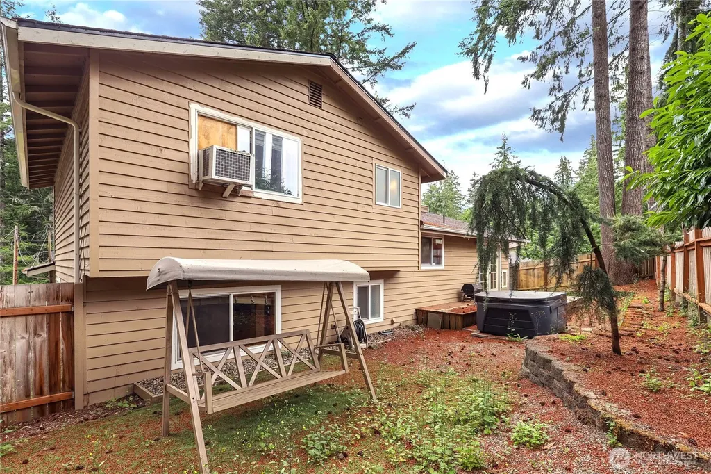 3546 Longhorn Drive NW Bremerton WA 98312