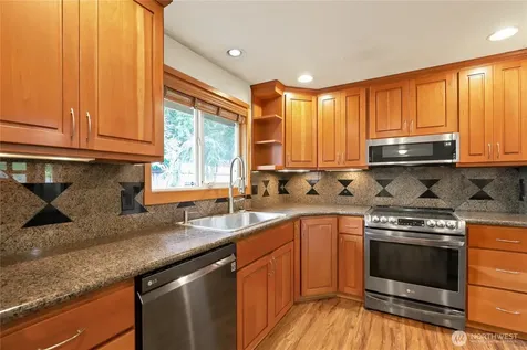 3546 Longhorn Drive NW Bremerton WA 98312