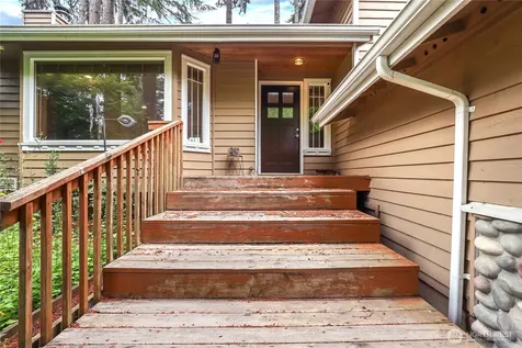 3546 Longhorn Drive NW Bremerton WA 98312
