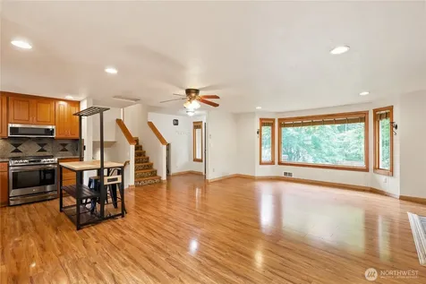 3546 Longhorn Drive NW Bremerton WA 98312
