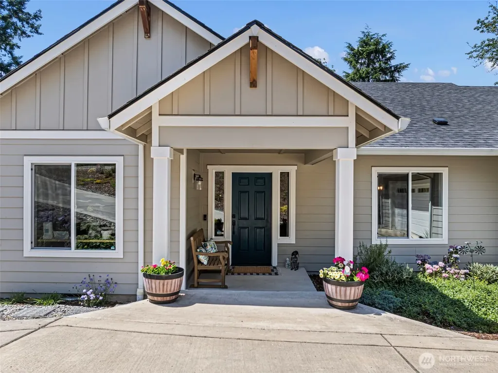 9236 NE Country Woods Lane Kingston WA 98346