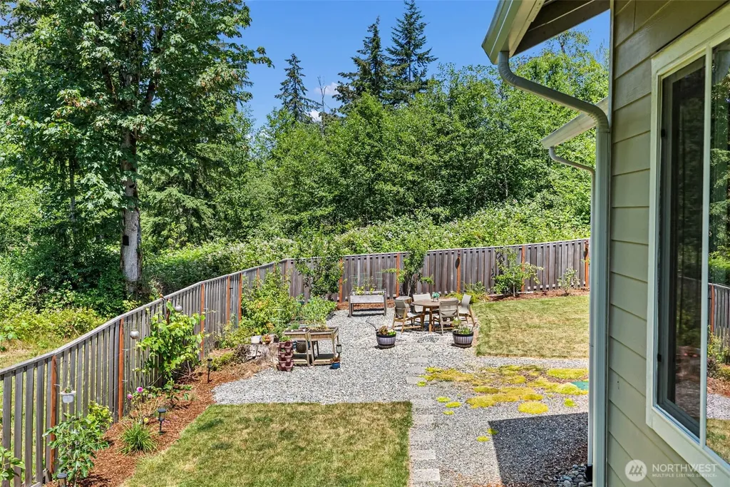 9236 NE Country Woods Lane Kingston WA 98346
