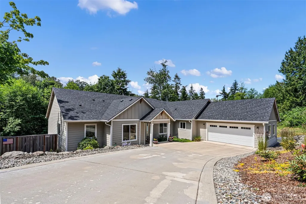 9236 NE Country Woods Lane Kingston WA 98346