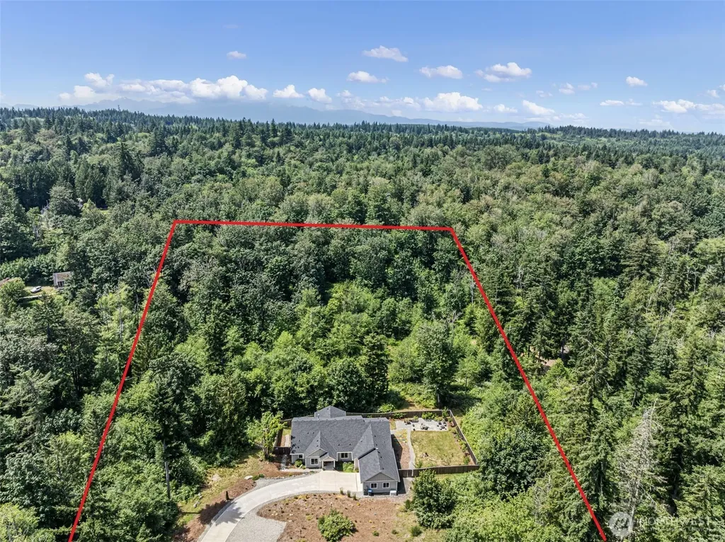 9236 NE Country Woods Lane Kingston WA 98346