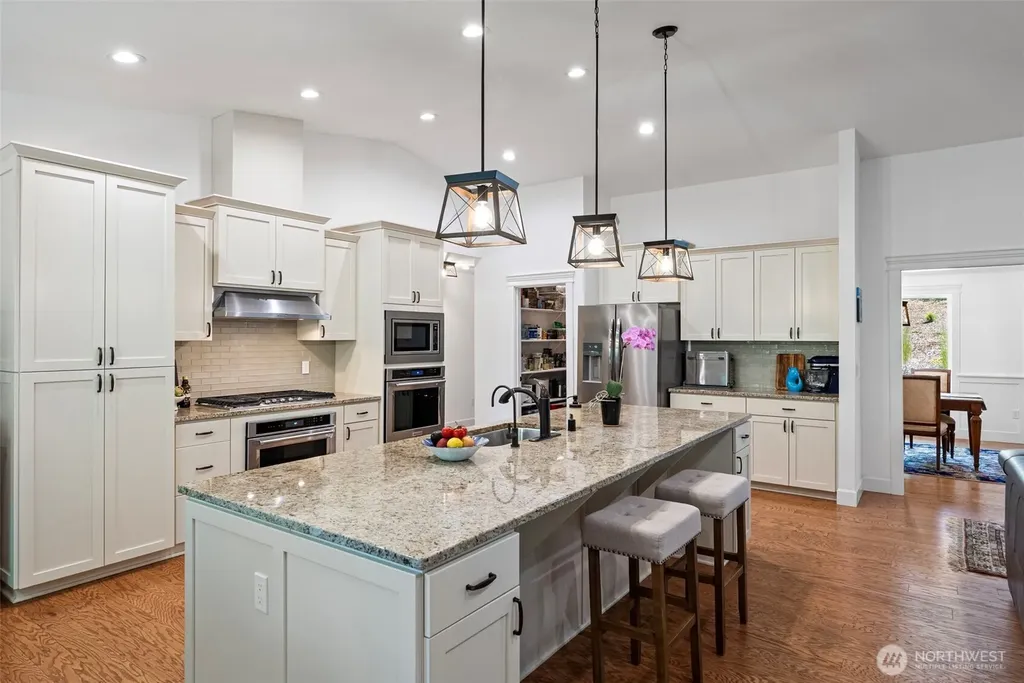 9236 NE Country Woods Lane Kingston WA 98346