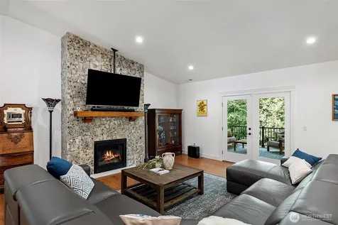 9236 NE Country Woods Lane Kingston WA 98346