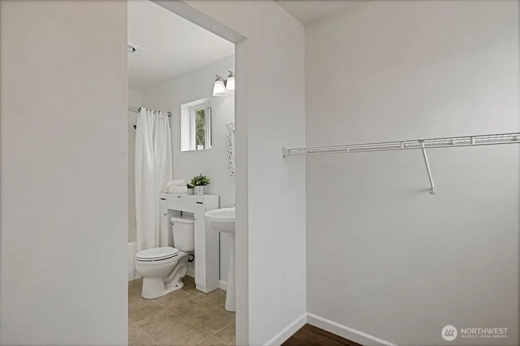 2703 105th Avenue SE Lake Stevens WA 98258