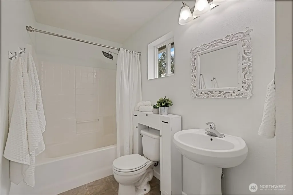 2703 105th Avenue SE Lake Stevens WA 98258